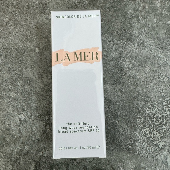 THE SOFT FLUID LONG WEAR FOUNDATION BROAD SPECTRUM SPF 20 NWT 160 CREME - Picture 5 of 9